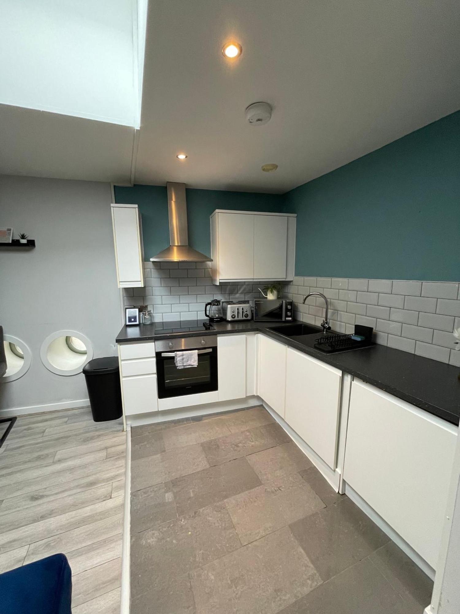 Align Lux Apartments, Liverpool City Centre Екстериор снимка